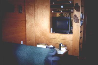 Owlcroft House: TV/guest Room, display area.